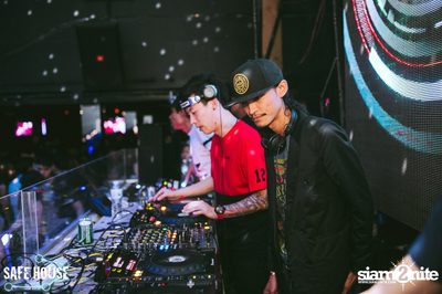 Suharit Siamwalla Colorful Party — photo 154
