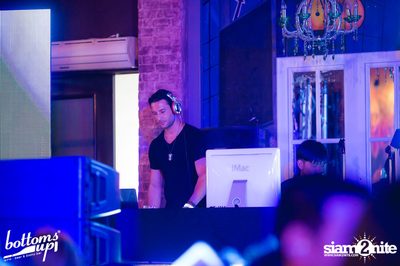Light Up The Love - Bottoms Up 2nd Anniversary — photo 39