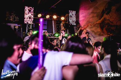 Light Up The Love - Bottoms Up 2nd Anniversary — photo 99