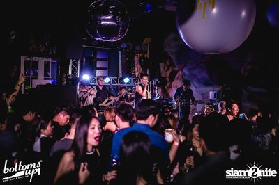 Light Up The Love - Bottoms Up 2nd Anniversary — photo 101