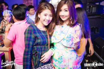 Light Up The Love - Bottoms Up 2nd Anniversary — photo 50