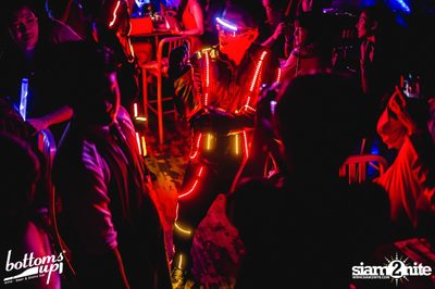Light Up The Love - Bottoms Up 2nd Anniversary — photo 42