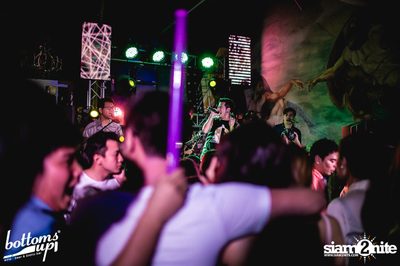 Light Up The Love - Bottoms Up 2nd Anniversary — photo 98