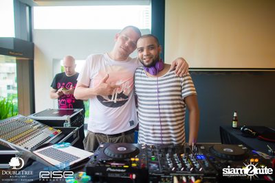 Sundaze Afternoon Pool Party — photo 2