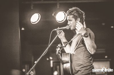 Bastian Baker Live in Bangkok — photo 84