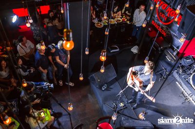 Bastian Baker Live in Bangkok — photo 103