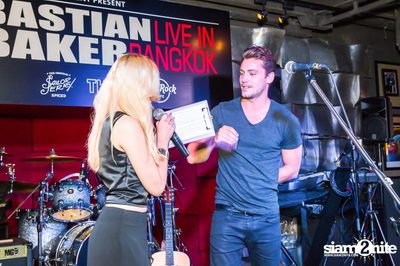 Bastian Baker Live in Bangkok — photo 57