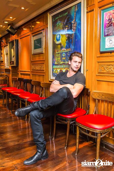 Bastian Baker Live in Bangkok — photo 33