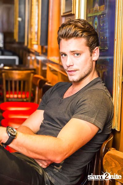 Bastian Baker Live in Bangkok — photo 46