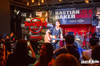 Bastian Baker Live in Bangkok — photo 75