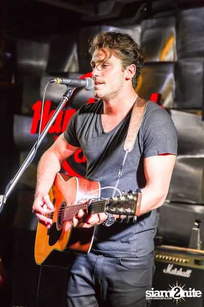 Bastian Baker Live in Bangkok — photo 125