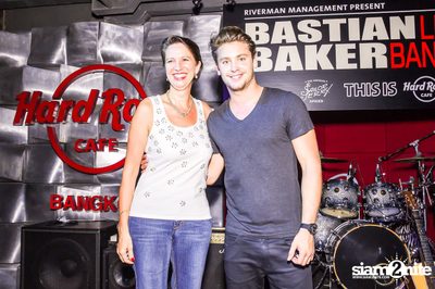 Bastian Baker Live in Bangkok — photo 144