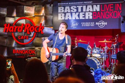 Bastian Baker Live in Bangkok — photo 78