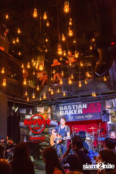 Bastian Baker Live in Bangkok — photo 80