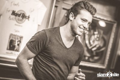 Bastian Baker Live in Bangkok — photo 20