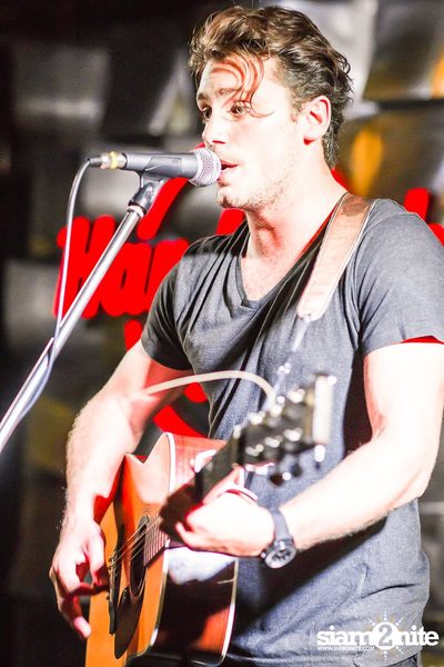 Bastian Baker Live in Bangkok — photo 121