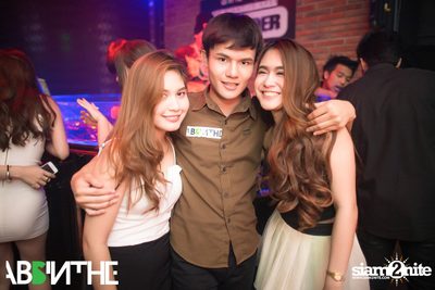 The Night Is Open Shoulder — photo 17