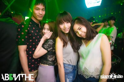 The Night Is Open Shoulder — photo 5