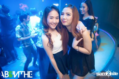 The Night Is Open Shoulder — photo 28