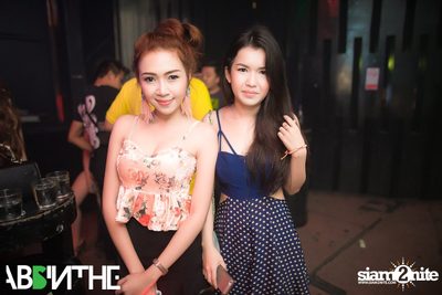 The Night Is Open Shoulder — photo 93
