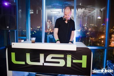 LUSH — photo 68