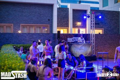 MAD STASH POOL PARTY Launching — photo 100