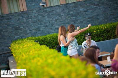 MAD STASH POOL PARTY Launching — photo 36