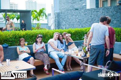 MAD STASH POOL PARTY Launching — photo 64