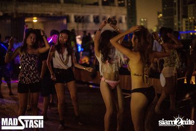 MAD STASH POOL PARTY Launching — photo 78