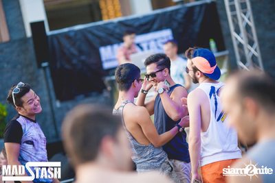 MAD STASH POOL PARTY Launching — photo 22