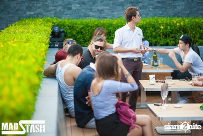 MAD STASH POOL PARTY Launching — photo 4