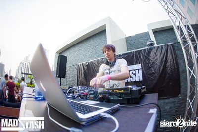 MAD STASH POOL PARTY Launching — photo 63