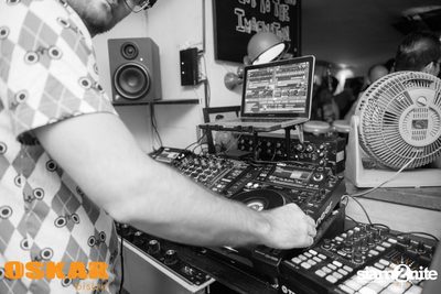 NUM T-BONE LIVE — photo 25