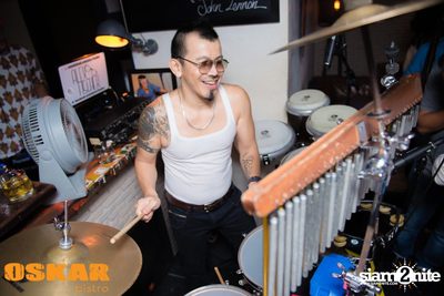 NUM T-BONE LIVE — photo 71