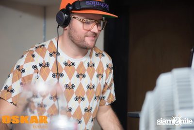 NUM T-BONE LIVE — photo 66