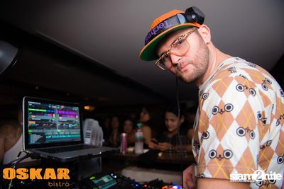 NUM T-BONE LIVE — photo 102