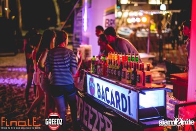 GREEDZ Beach Party ที่ FINALE BAR, เกาะเสม็ด (Album 2) — photo 12
