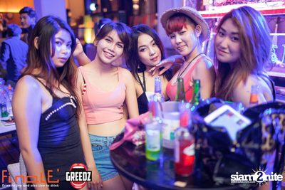 GREEDZ Beach Party ที่ FINALE BAR, เกาะเสม็ด (Album 2) — photo 82
