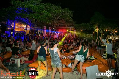 GREEDZ Beach Party ที่ FINALE BAR, เกาะเสม็ด (Album 1) — photo 114