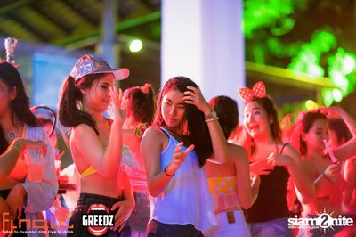 GREEDZ Beach Party ที่ FINALE BAR, เกาะเสม็ด (Album 1) — photo 170