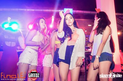GREEDZ Beach Party ที่ FINALE BAR, เกาะเสม็ด (Album 1) — photo 132
