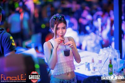 GREEDZ Beach Party ที่ FINALE BAR, เกาะเสม็ด (Album 1) — photo 153