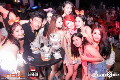 GREEDZ Beach Party ที่ FINALE BAR, เกาะเสม็ด (Album 1) — photo 191