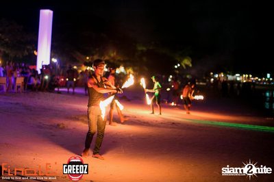 GREEDZ Beach Party ที่ FINALE BAR, เกาะเสม็ด (Album 1) — photo 93