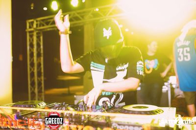 GREEDZ Beach Party ที่ FINALE BAR, เกาะเสม็ด (Album 1) — photo 182