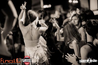 GREEDZ Beach Party ที่ FINALE BAR, เกาะเสม็ด (Album 1) — photo 246