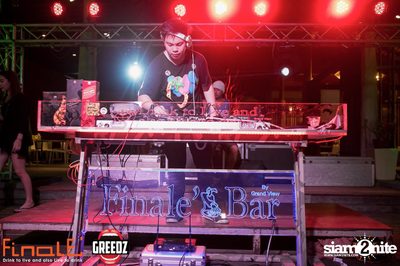 GREEDZ Beach Party ที่ FINALE BAR, เกาะเสม็ด (Album 1) — photo 13