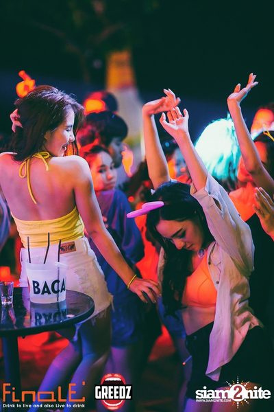 GREEDZ Beach Party ที่ FINALE BAR, เกาะเสม็ด (Album 1) — photo 249