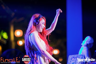 GREEDZ Beach Party ที่ FINALE BAR, เกาะเสม็ด (Album 1) — photo 155