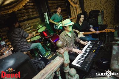 DUVEL presents OPEN MIC MONDAYS — photo 22
